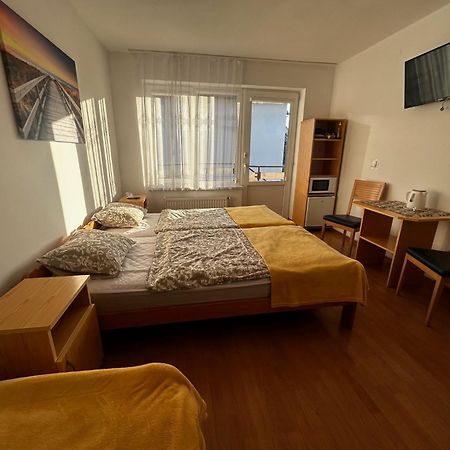 Władysławowo Pokoje Goscinne Zuza מראה חיצוני תמונה
